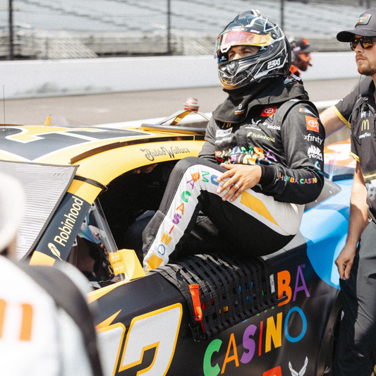 *PRE-ORDER* 2025 INDIANAPOLIS BRICKYARD 400 WIN ARC REGULAR PAINT 1:24 DIE-CAST